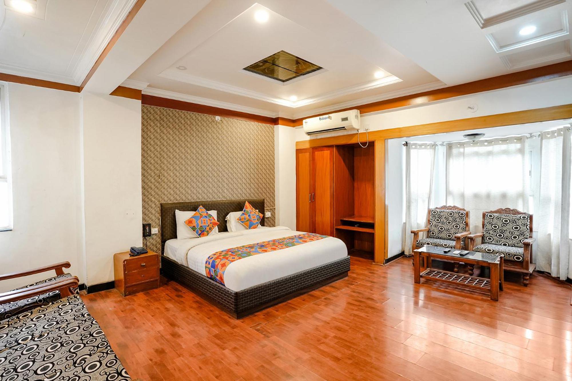 Fabhotel Silver Inn II Нашик Екстериор снимка