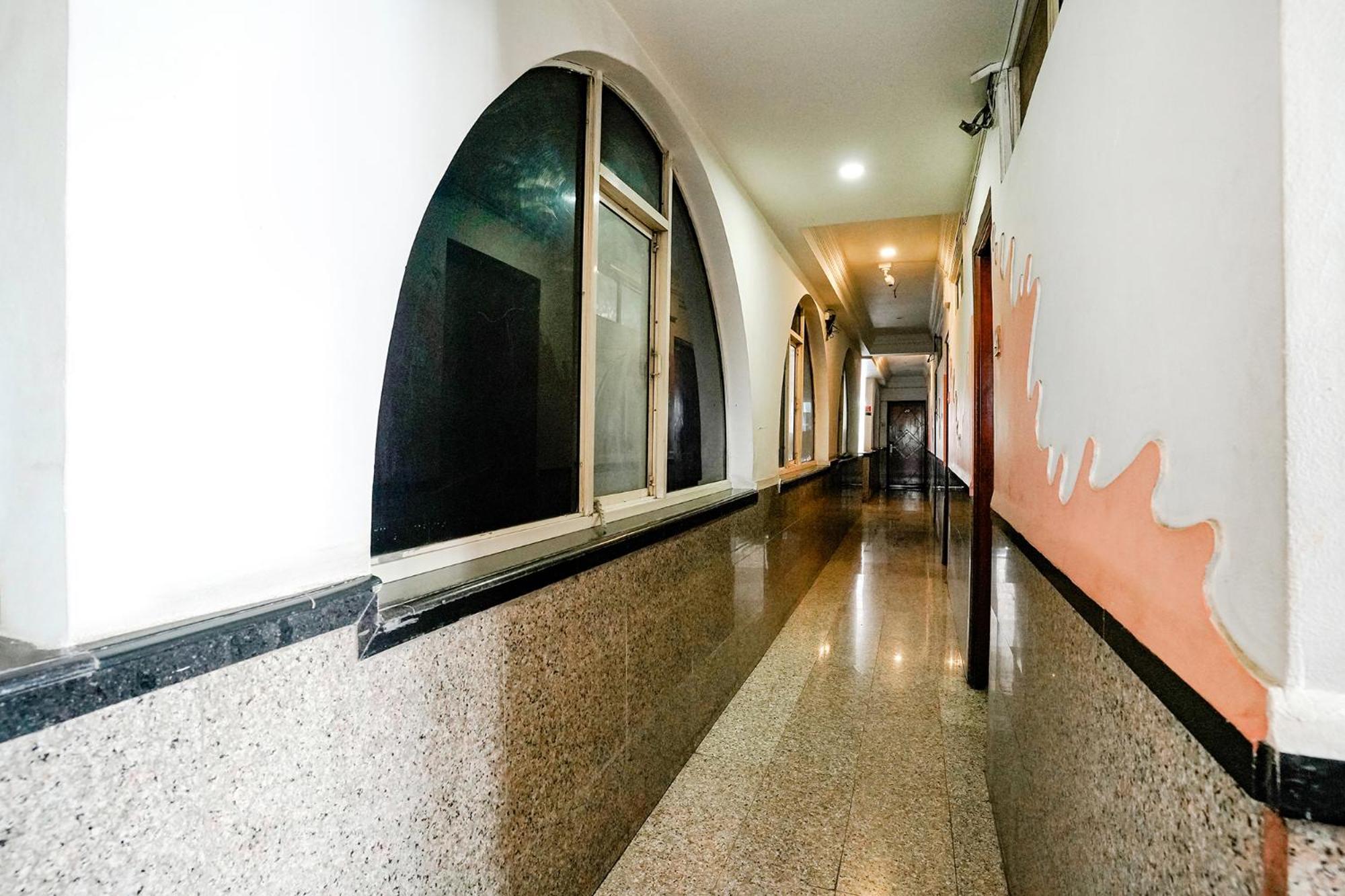 Fabhotel Silver Inn II Нашик Екстериор снимка