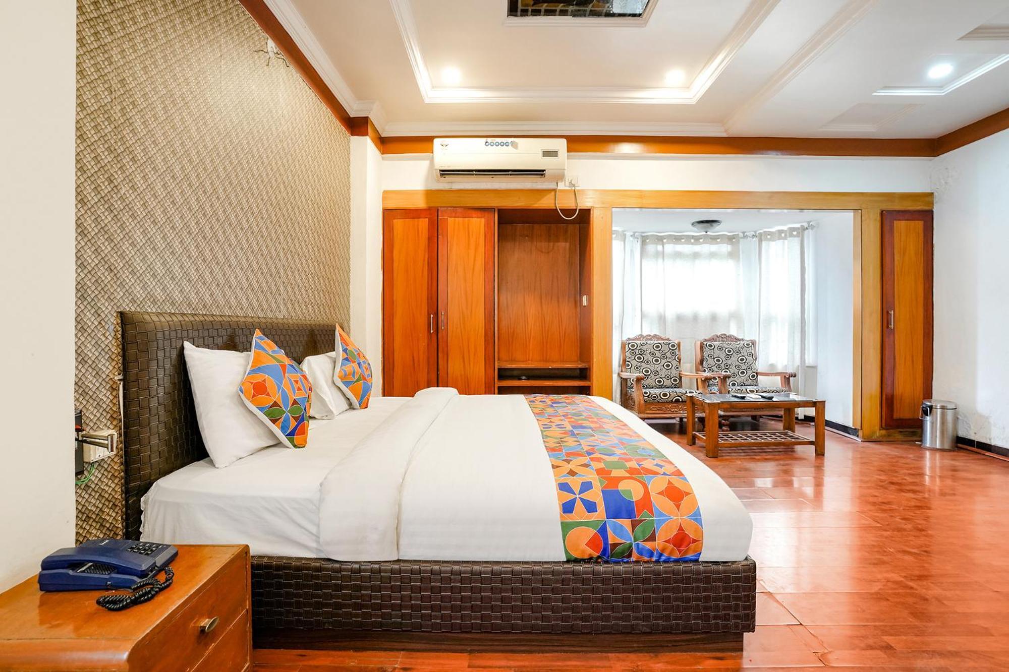 Fabhotel Silver Inn II Нашик Екстериор снимка